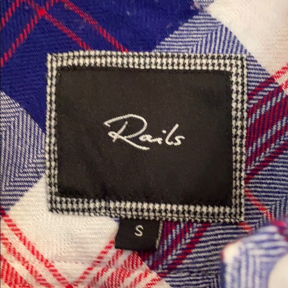 Rails Cropped Sleeve Plaid Top - Picture 3 of 4